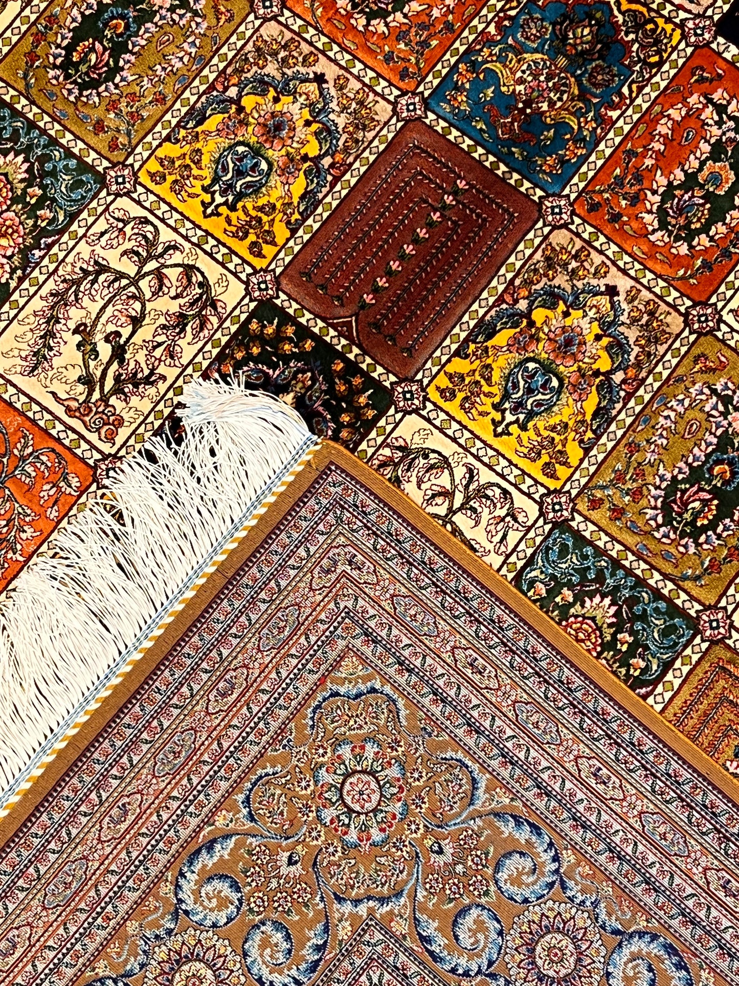 5x8 Luxury Bamboo Silk Rug – Multicolor Garden Panel Floral Design – Ornate Turkish Statement Area Rug