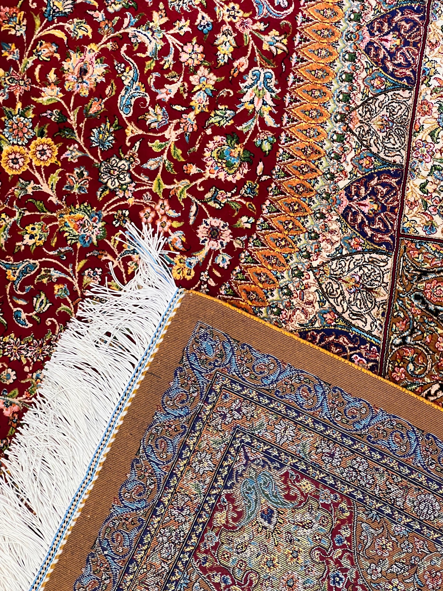 5x8 Rich Red Silk Rug – Grand Floral Medallion Design with Gold & Ivory Details