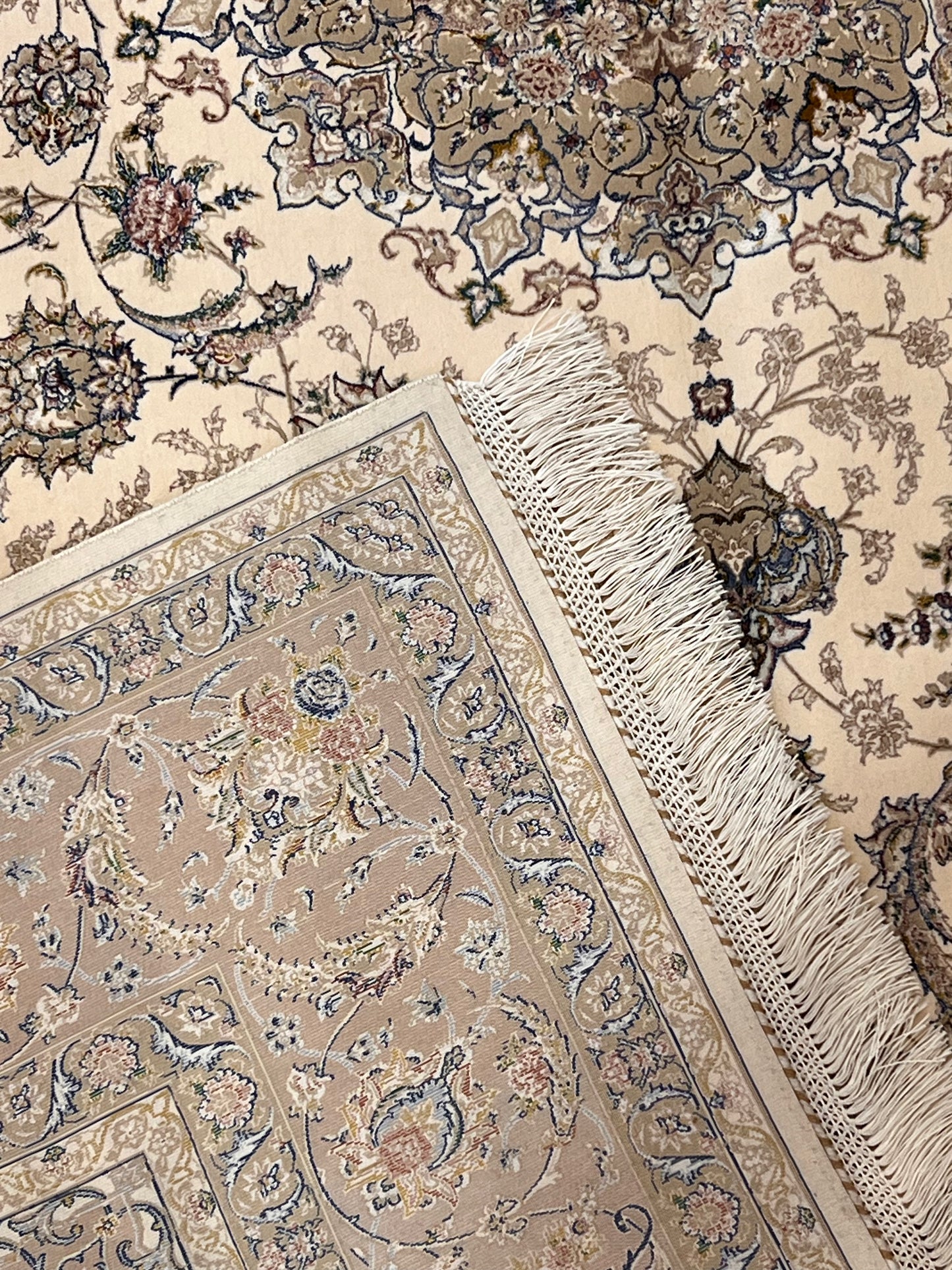 5x8 Ivory & Taupe Silk Rug – Refined Floral Medallion Design with Elegant Neutral Tones