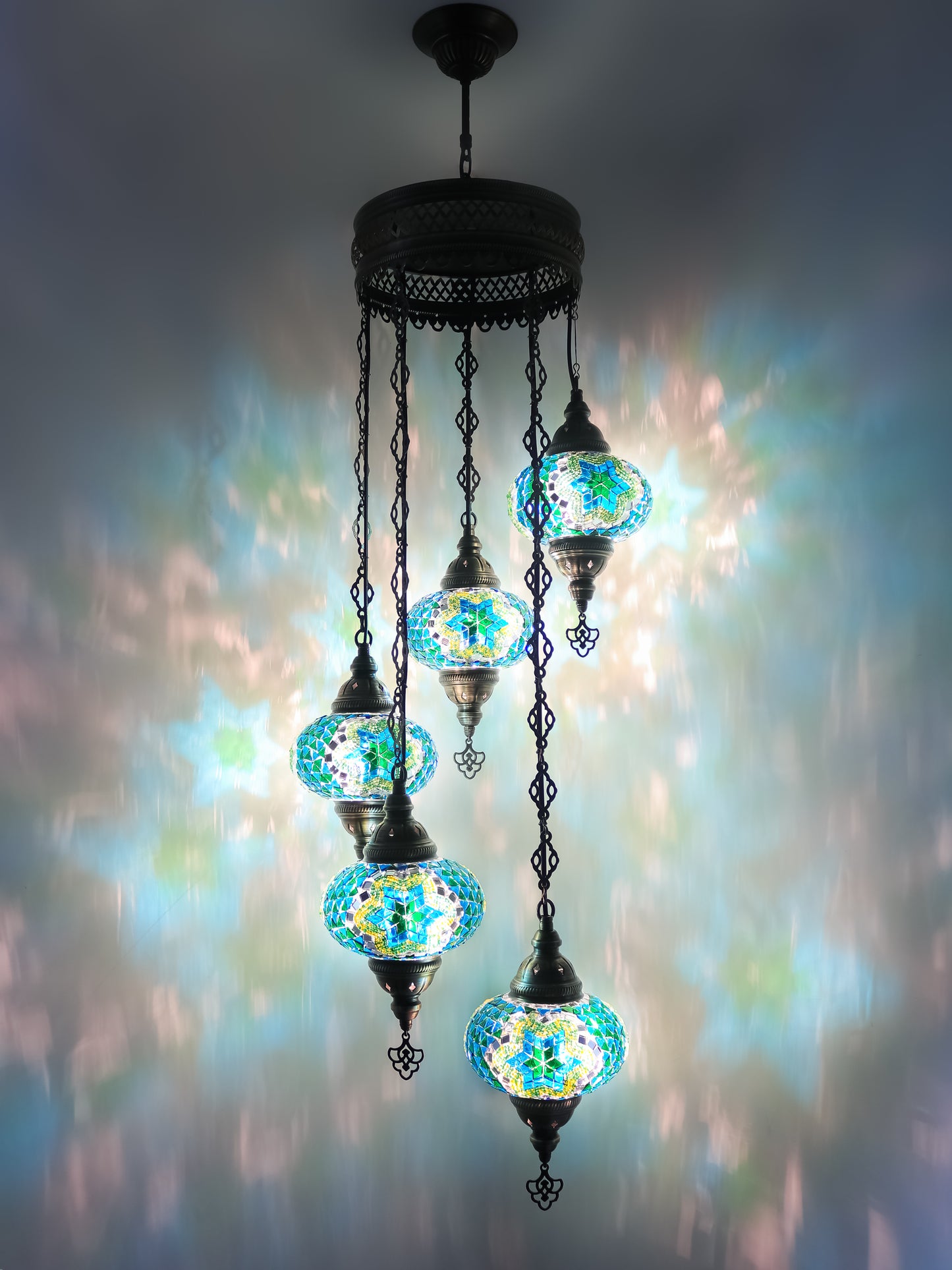 Mosaic Chandelier 5 Globe