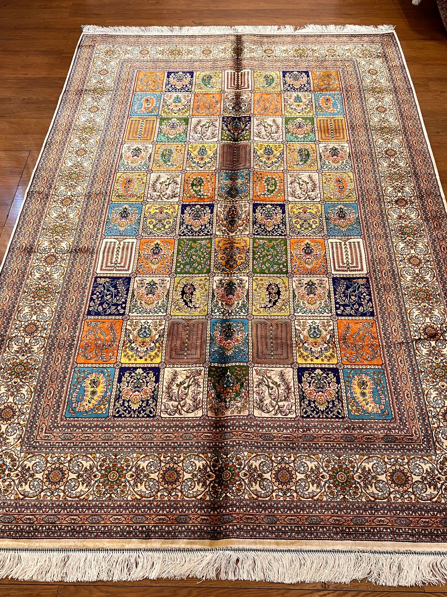 5x8 Bamboo Silk Rug – Multicolor Garden Panel Design – Woven Turkish Area Rug