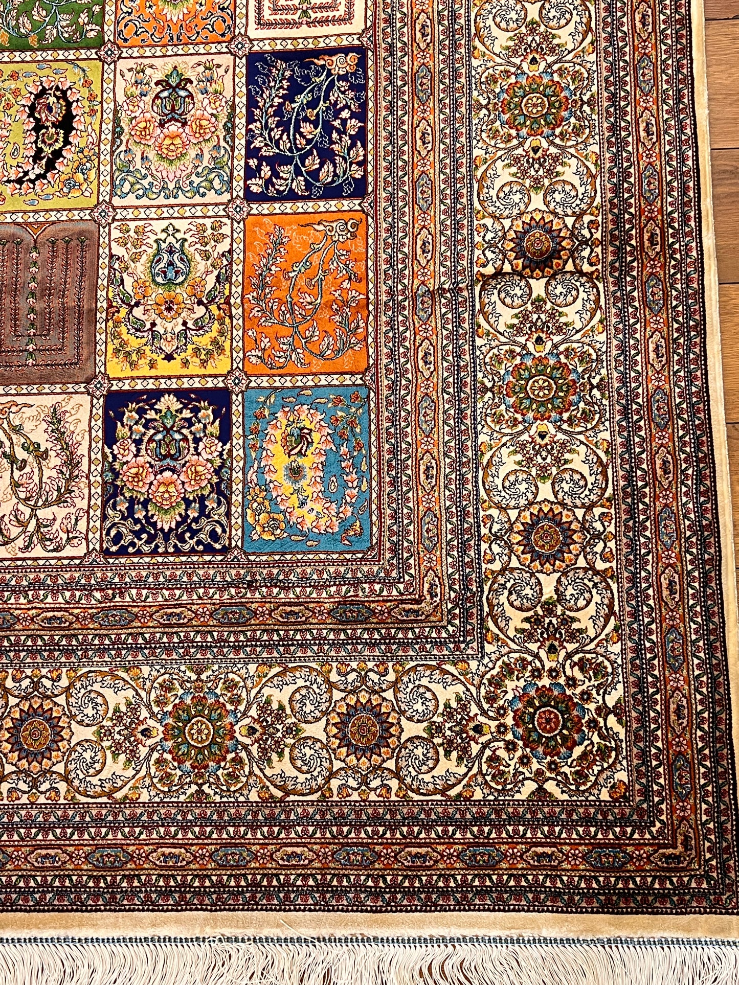 5x8 Bamboo Silk Rug – Multicolor Garden Panel Design – Woven Turkish Area Rug
