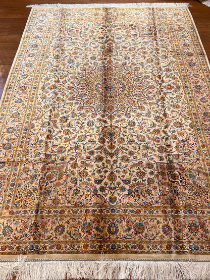 5’ x 8’ Ivory Bamboo Silk Rug – Ornate Floral Medallion Design – Luxury Woven Area Rug