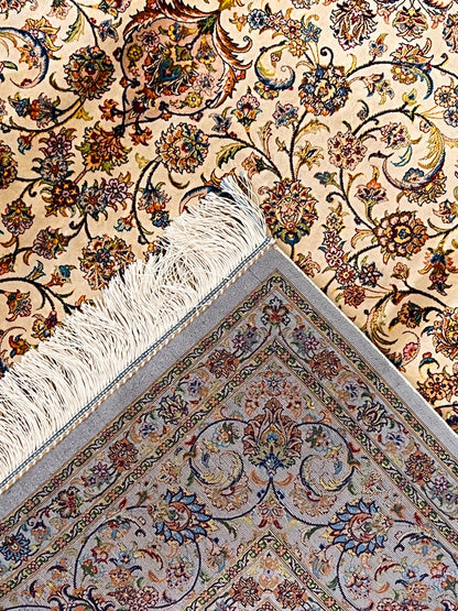 5’ x 8’ Ivory Bamboo Silk Rug – Ornate Floral Medallion Design – Luxury Woven Area Rug