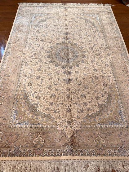 5x8 Luxury Ivory & Beige Bamboo Silk Rug – Ornate Floral Medallion Design – Elegant Turkish Area Rug