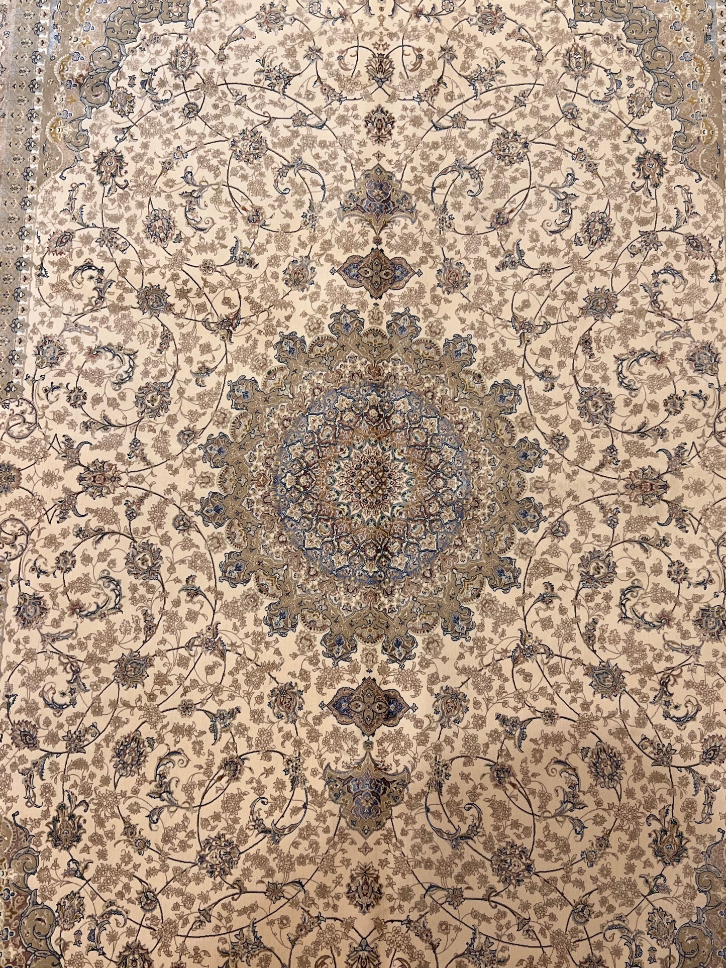 5x8 Luxury Ivory & Beige Bamboo Silk Rug – Ornate Floral Medallion Design – Elegant Turkish Area Rug