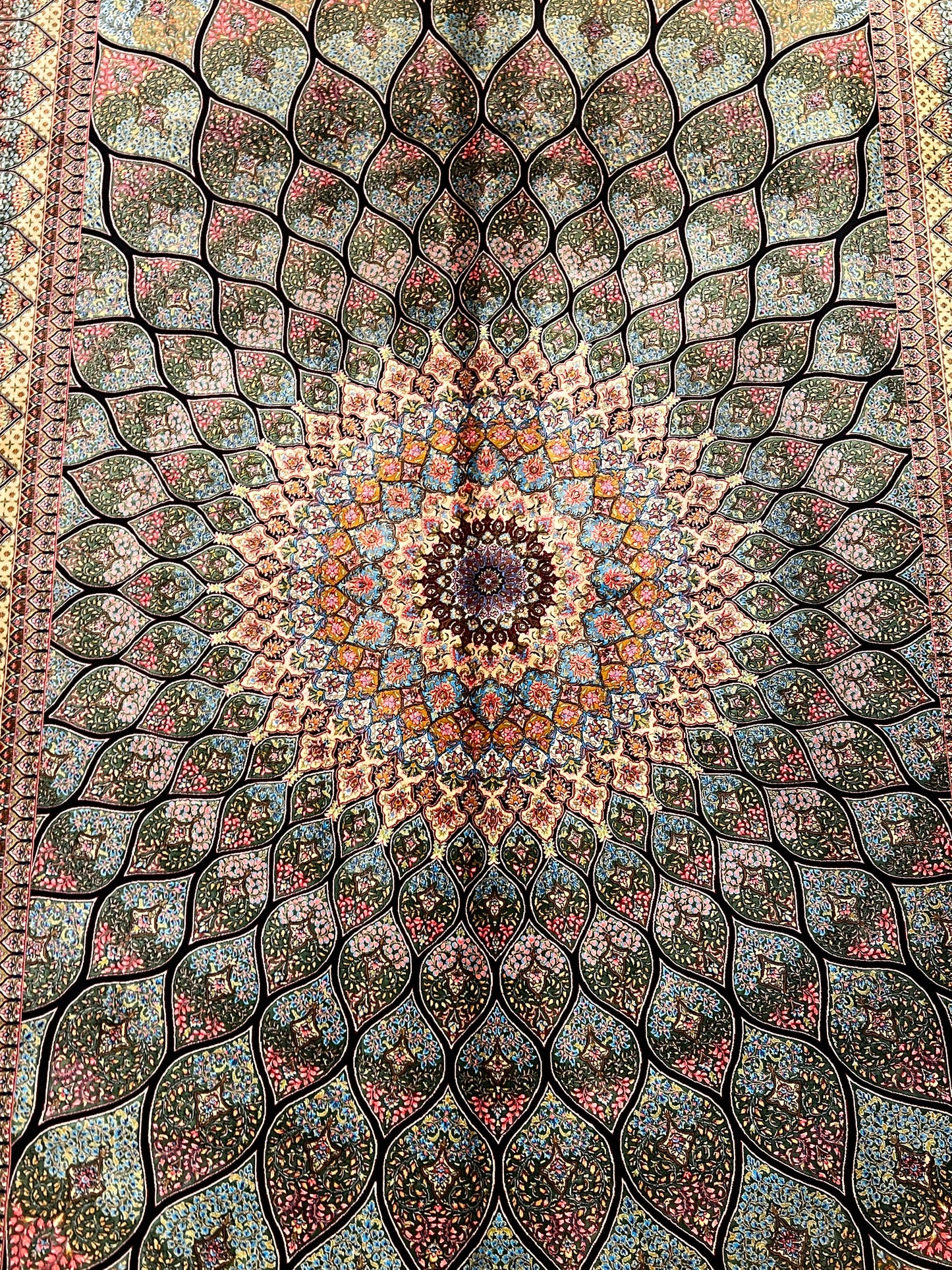 5x8 Luxury Sage Green Bamboo Silk Rug – Grand Radiating Floral Medallion Design – Elegant Turkish Statement Rug