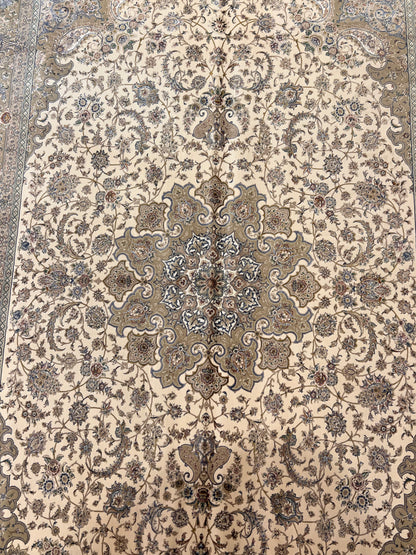 5x8 Luxury Ivory & Taupe Bamboo Silk Rug – Elegant Floral Medallion Design – Neutral Turkish Statement Area Rug