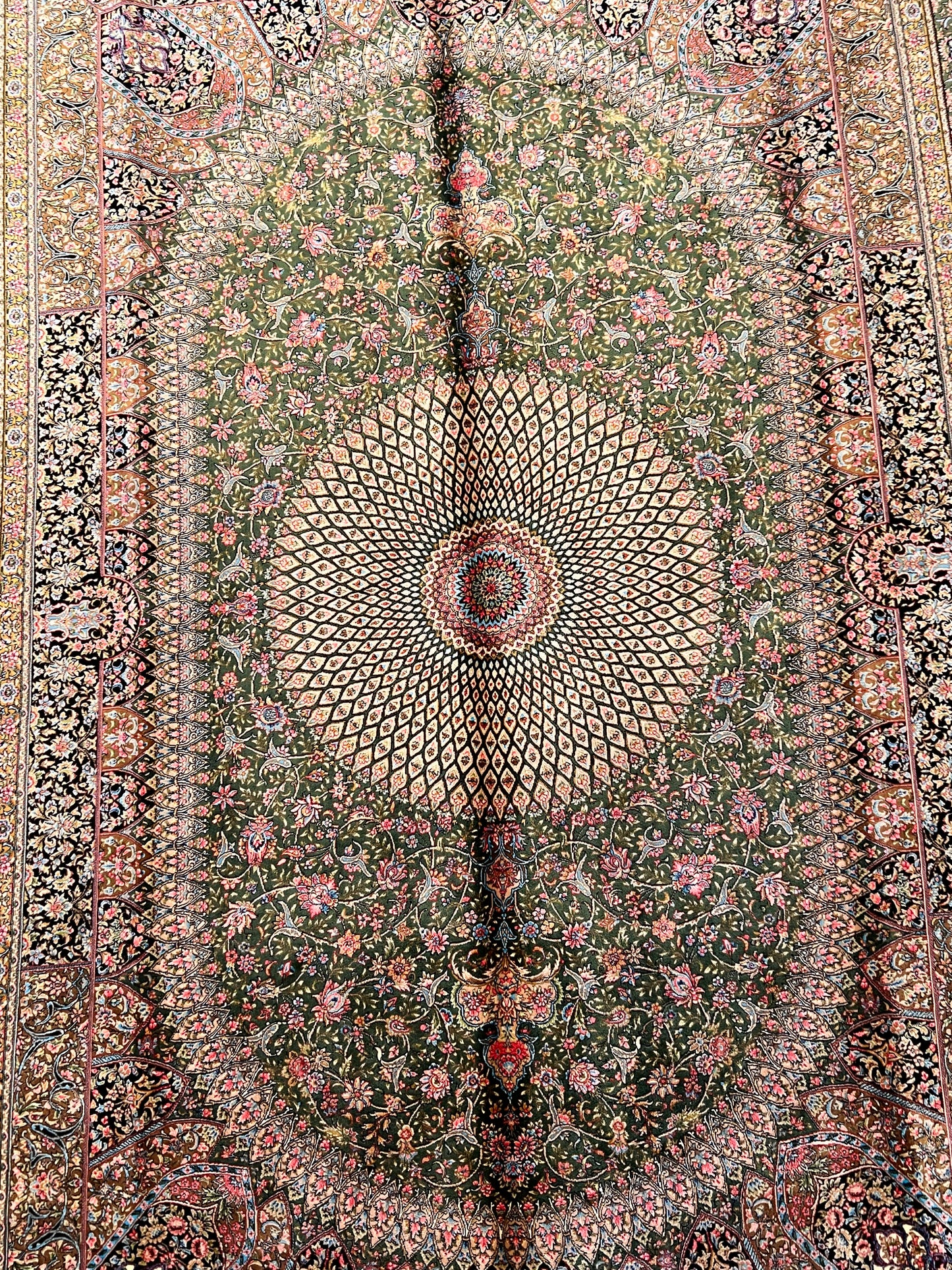 5’ x 8’ Luxury Sage Green Bamboo Silk Rug – Intricate Floral Medallion Design, Elegant Fine Woven Area Rug