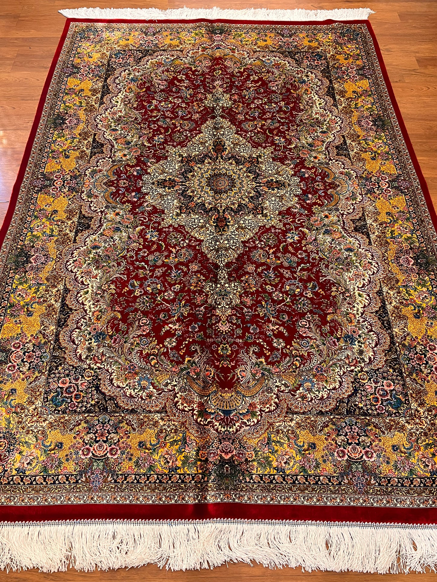 5’ x 8’ Luxury Red Bamboo Silk Rug – Grand Floral Medallion Design, Gold & Ivory Accents, Fine Woven Statement Rug