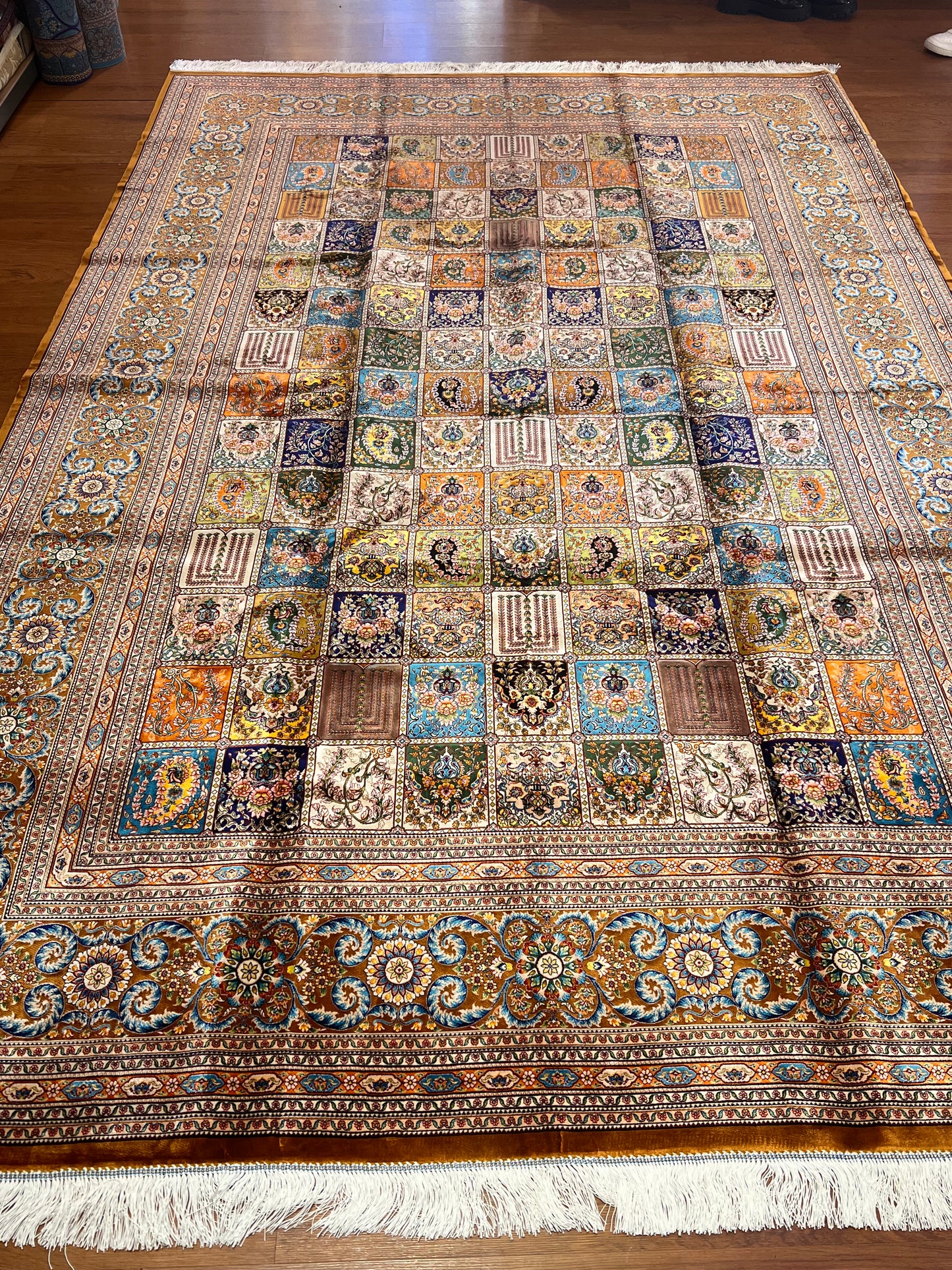 7’ x 10’ Luxury Silk Rug – Multicolor Garden Panel Design – Intricate Woven Turkish Area Rug