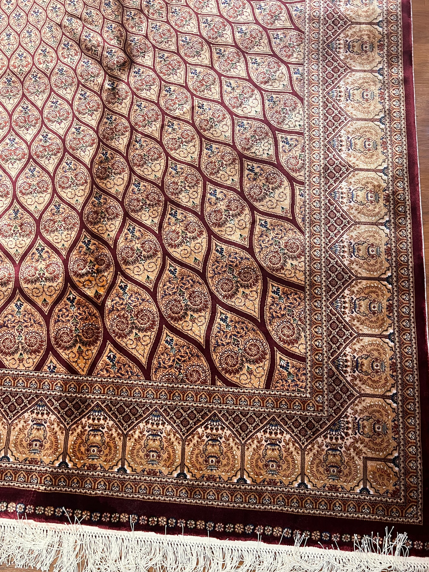 7’ x 10’ Luxury Silk Rug – Burgundy & Ivory Radiating Medallion Design – Intricate Woven Turkish Area Rug