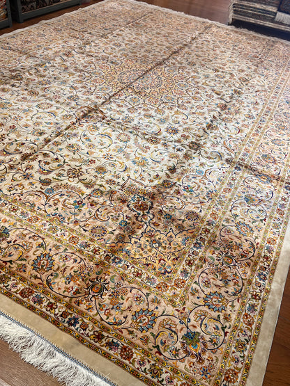 8x12 Silk Rug – Ivory & Beige Floral Medallion Woven Area Rug – Elegant Traditional Large Rug