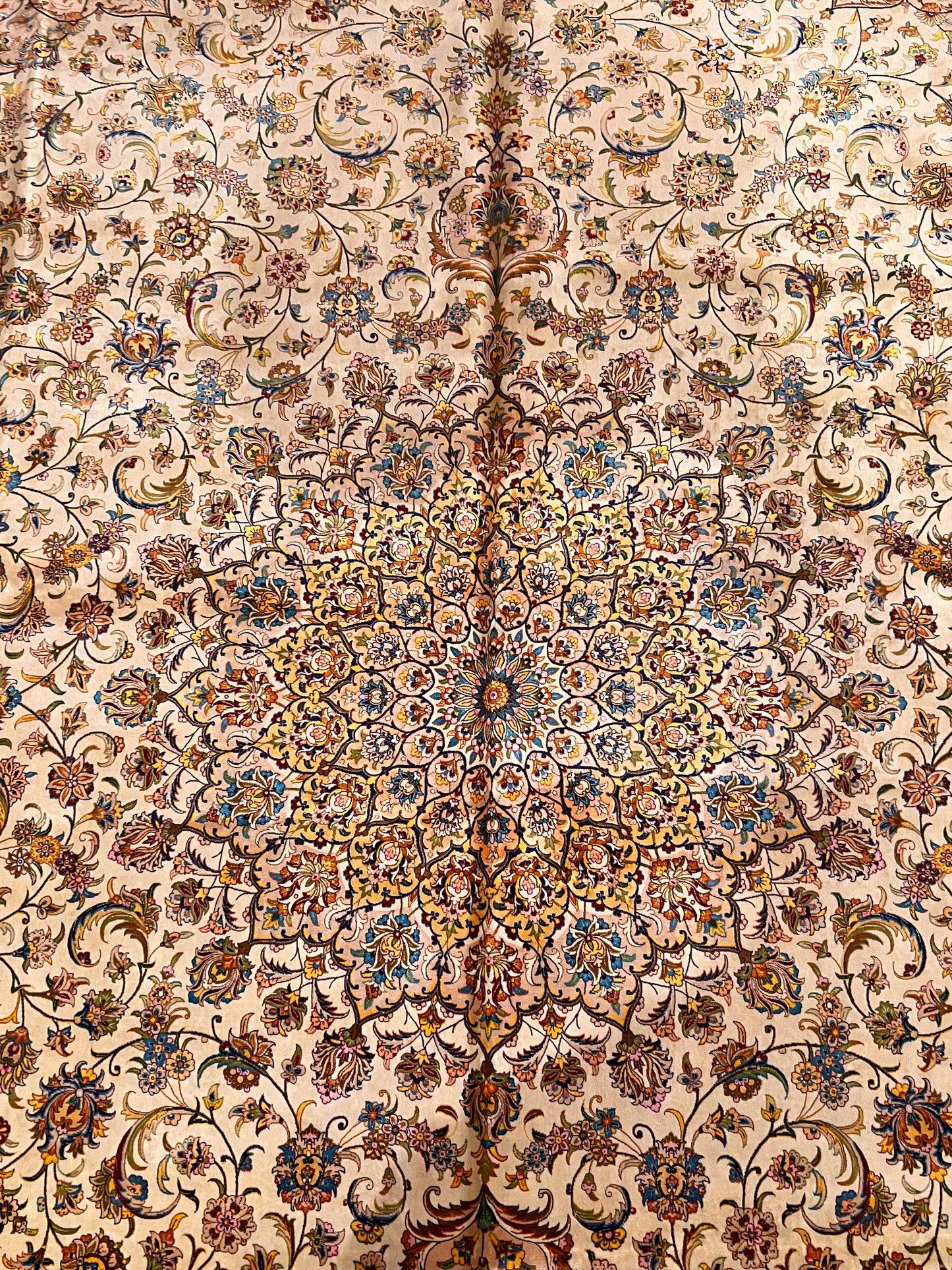 8x12 Silk Rug – Ivory & Beige Floral Medallion Woven Area Rug – Elegant Traditional Large Rug
