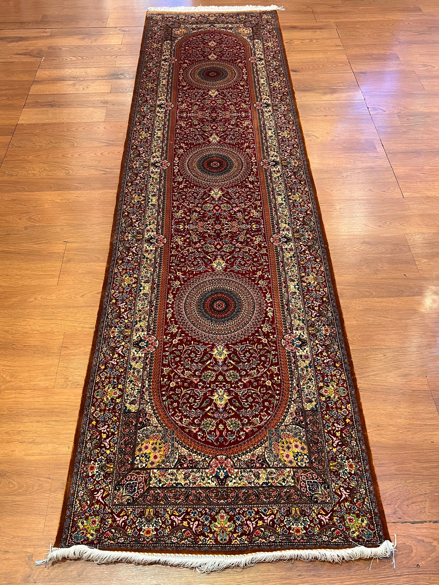 2’7” × 9’9” Bamboo Silk Runner Rug – Red Medallion Traditional Turkish Design