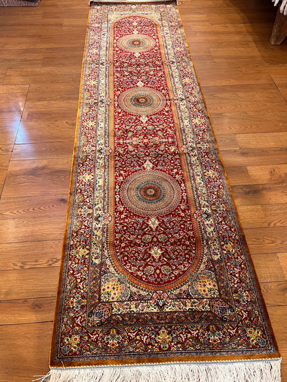2’7” × 9’9” Bamboo Silk Runner Rug – Red Medallion Traditional Turkish Design