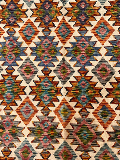 5x7 Fine Quality Handwoven Turkish Kilim Rug – Ivory Geometric Anatolian Area Rug