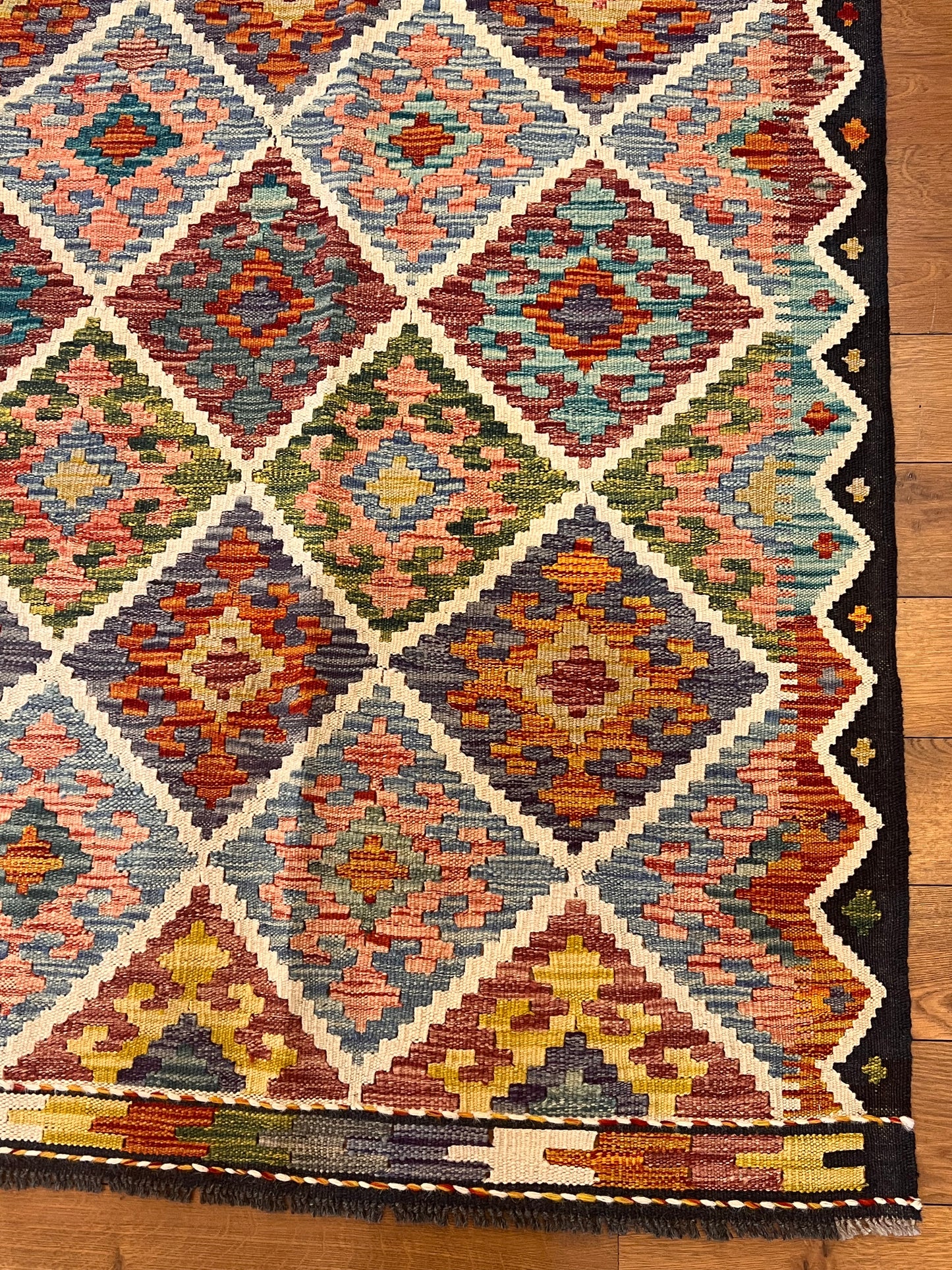5x7 Fine Quality Handwoven Turkish Kilim Rug – Colorful Diamond Pattern Anatolian Area Rug