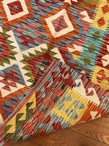 5x7 Fine Quality Handwoven Turkish Kilim Rug – Pastel Blue Geometric Anatolian Rug
