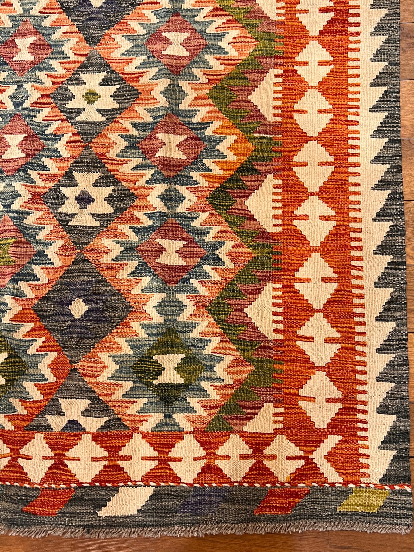 5x7 Fine Quality Handwoven Turkish Kilim Rug – Rust & Charcoal Geometric Anatolian Rug