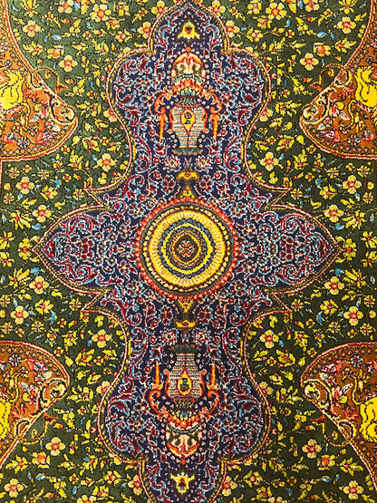 19” x 28” Small Silk Rug – Green & Rust Ornamental Medallion Accent Rug