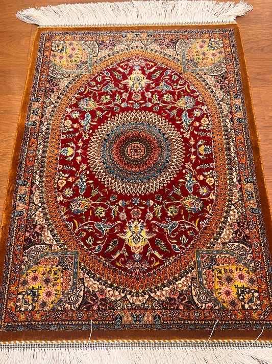 19” x 28” Small Silk Rug – Ruby Red Floral Medallion Luxury Accent Rug