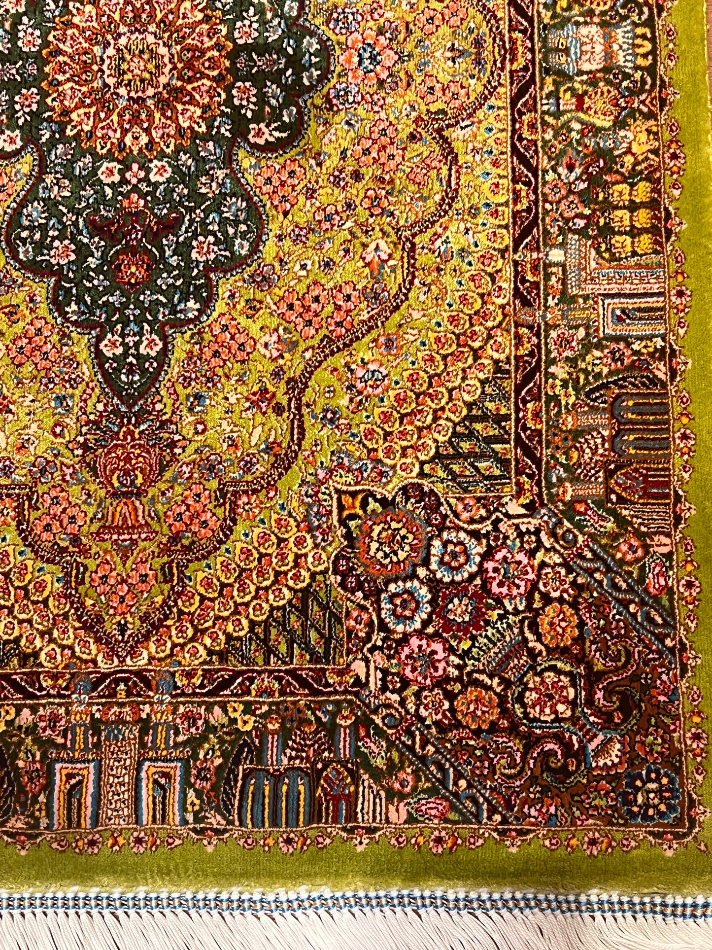 19” x 28” Small Silk Rug – Olive Green Botanical Medallion Luxury Accent Rug