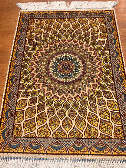 19” x 28” Small Silk Rug – Ivory & Gold Radiant Mosaic Medallion Accent Rug
