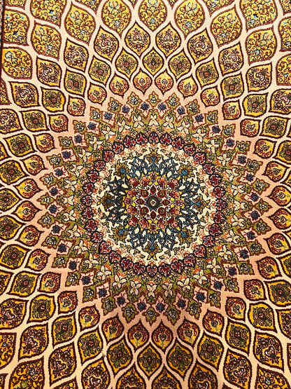 19” x 28” Small Silk Rug – Ivory & Gold Radiant Mosaic Medallion Accent Rug