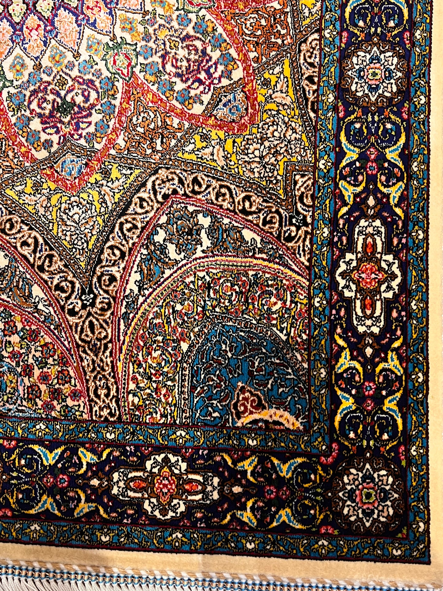 23” × 35” Luxury Turkish Silk Rug – Ivory & Navy Blue Floral Medallion, Hereke-Inspired Accent Rug