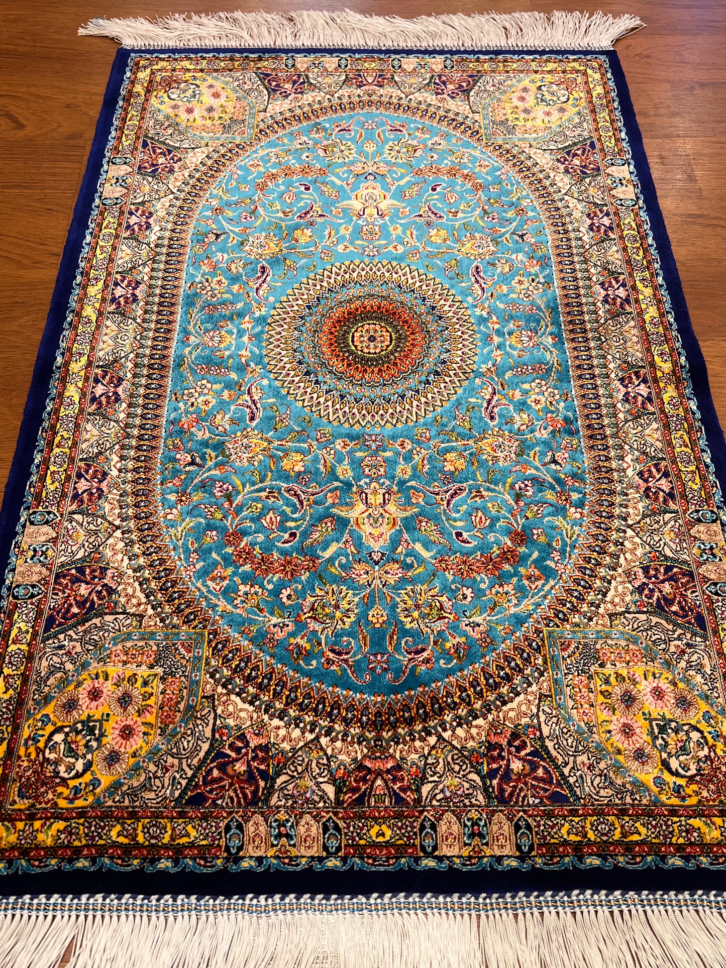 23” × 35” Luxury Turkish Silk Rug – Turquoise Blue & Gold Floral Medallion, Hereke-Inspired Accent Rug