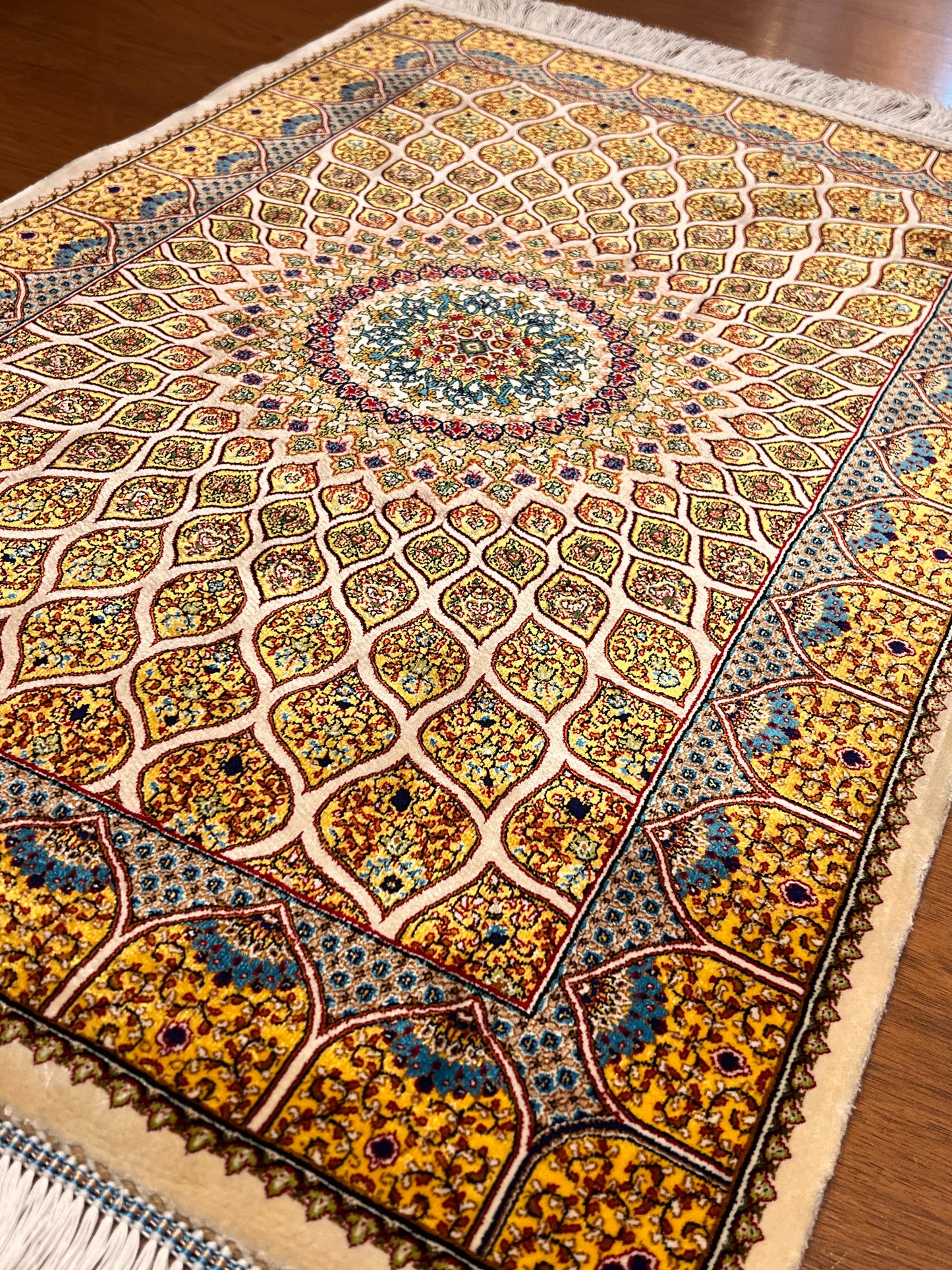 23” × 35” Luxury Turkish Silk Rug – Ivory & Golden Yellow Geometric Floral Medallion, Hereke-Inspired Accent Rug
