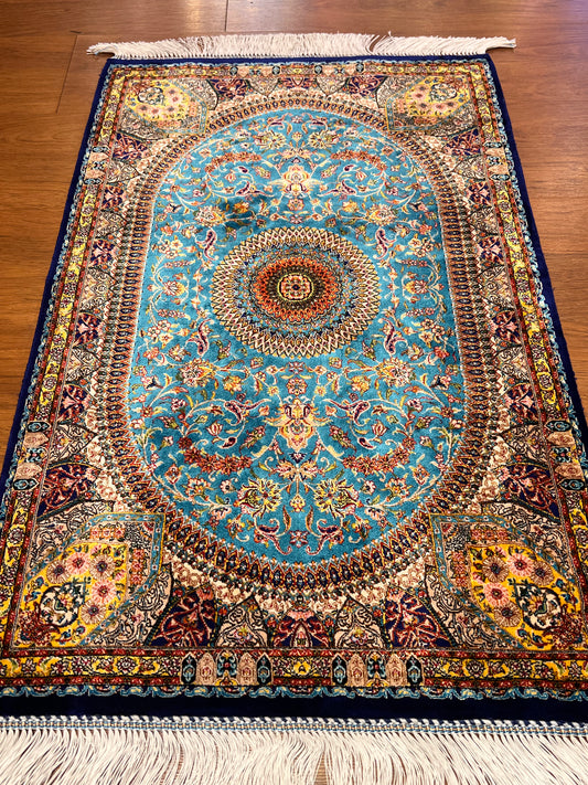 23” × 35” Luxury Turkish Silk Rug – Turquoise Blue & Navy Floral Medallion, Hereke-Inspired Small Accent Rug