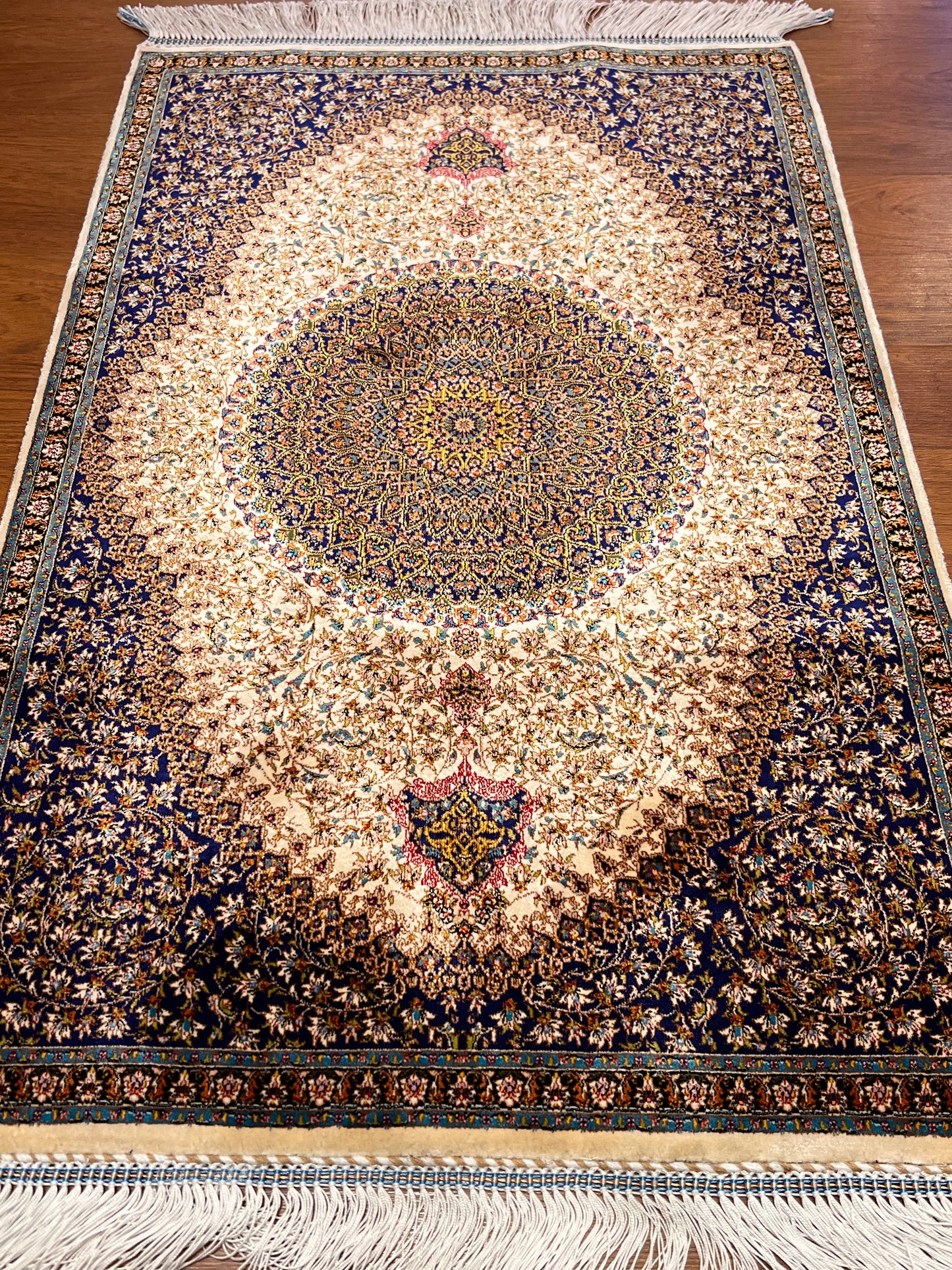 23” × 35” Luxury Turkish Silk Rug – Royal Navy Blue & Ivory Floral Medallion, Hereke-Inspired Oriental Accent Rug