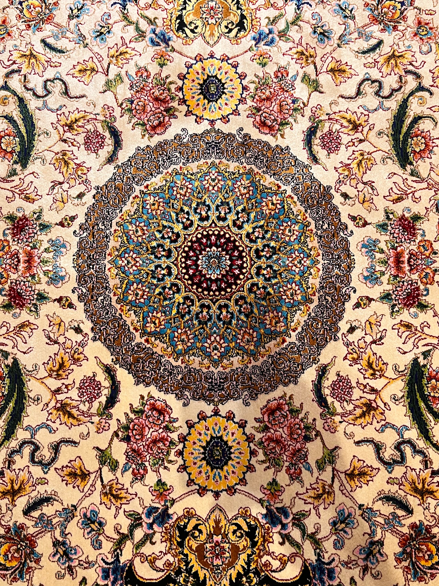 23” × 35” Luxury Turkish Silk Rug – Ivory & Black with Gold Floral Medallion, Hereke-Inspired Small Accent Rug