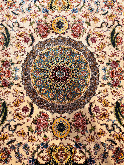 23” × 35” Luxury Turkish Silk Rug – Ivory & Black with Gold Floral Medallion, Hereke-Inspired Small Accent Rug