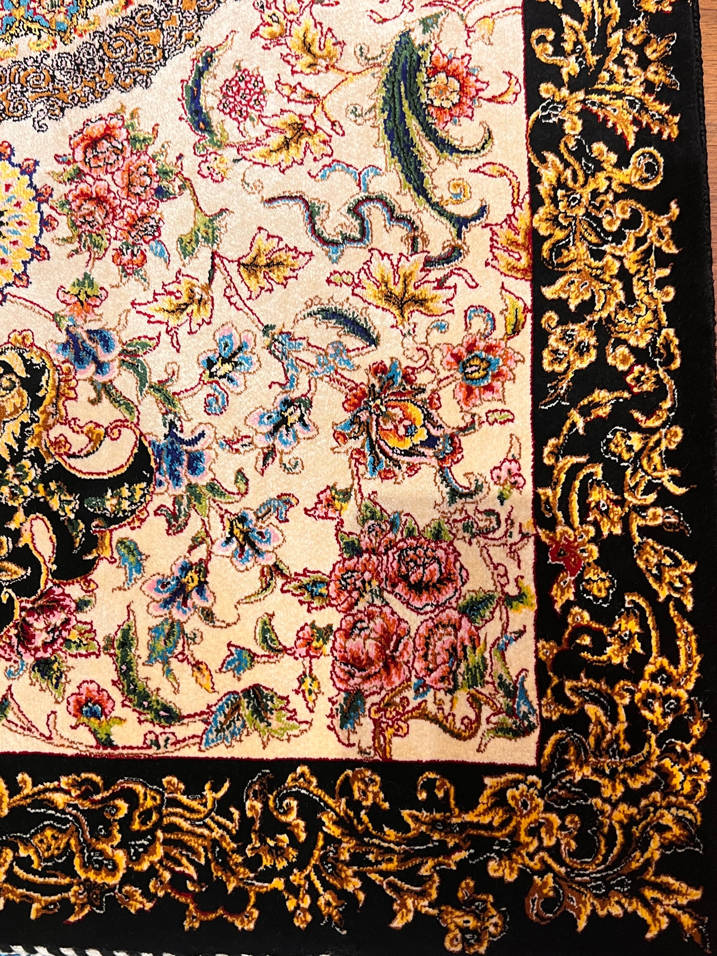 23” × 35” Luxury Turkish Silk Rug – Ivory & Black with Gold Floral Medallion, Hereke-Inspired Small Accent Rug