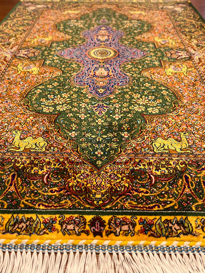 23” x 35” Luxury Turkish Silk Rug – Emerald Green & Gold Oriental Medallion Rug, Traditional Floral Accent Rug with Handmade Fringe