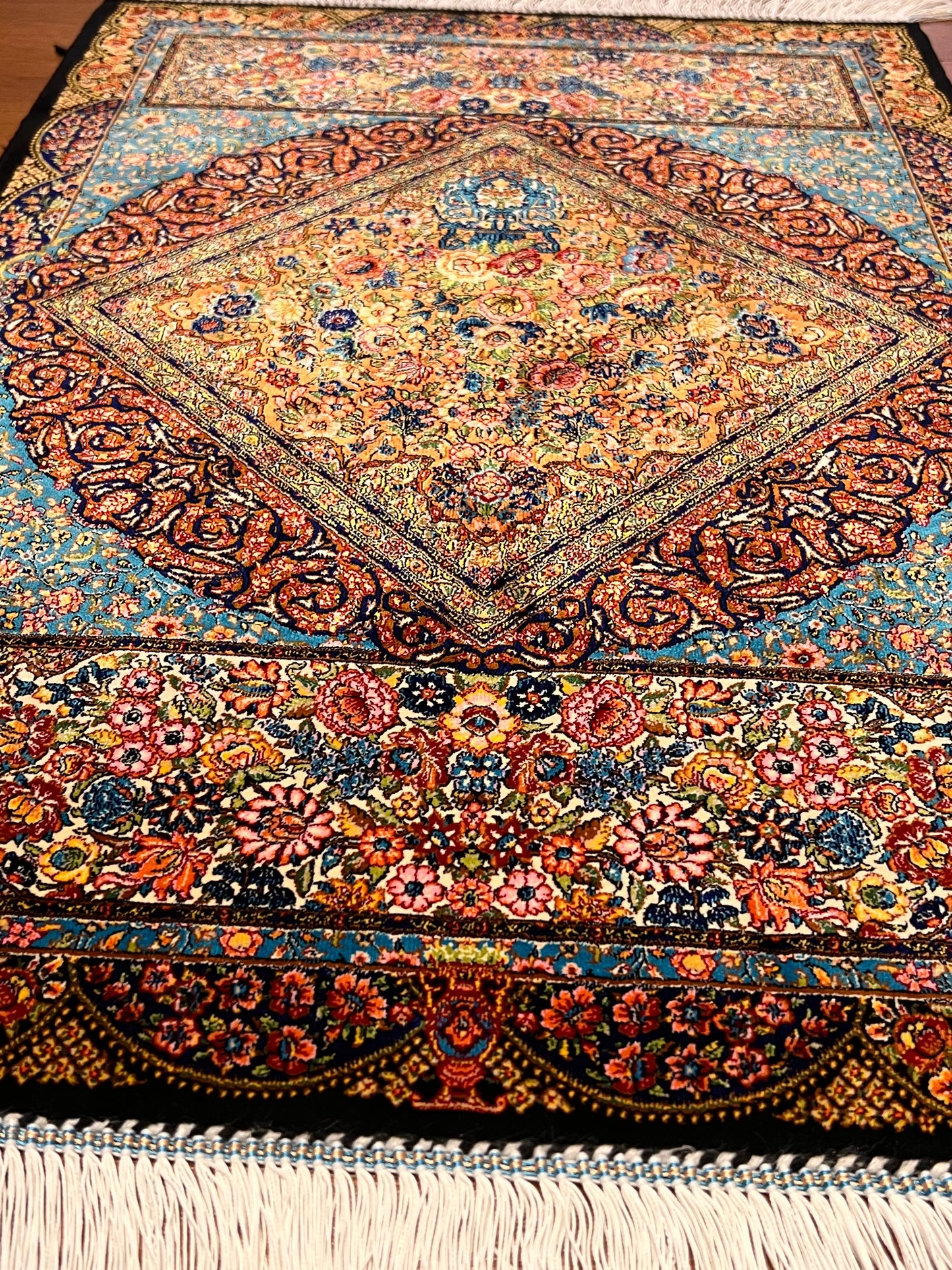 23” x 35” Luxury Turkish Silk Rug – Elegant Floral Medallion Design, Black & Turquoise Blue Accent Rug