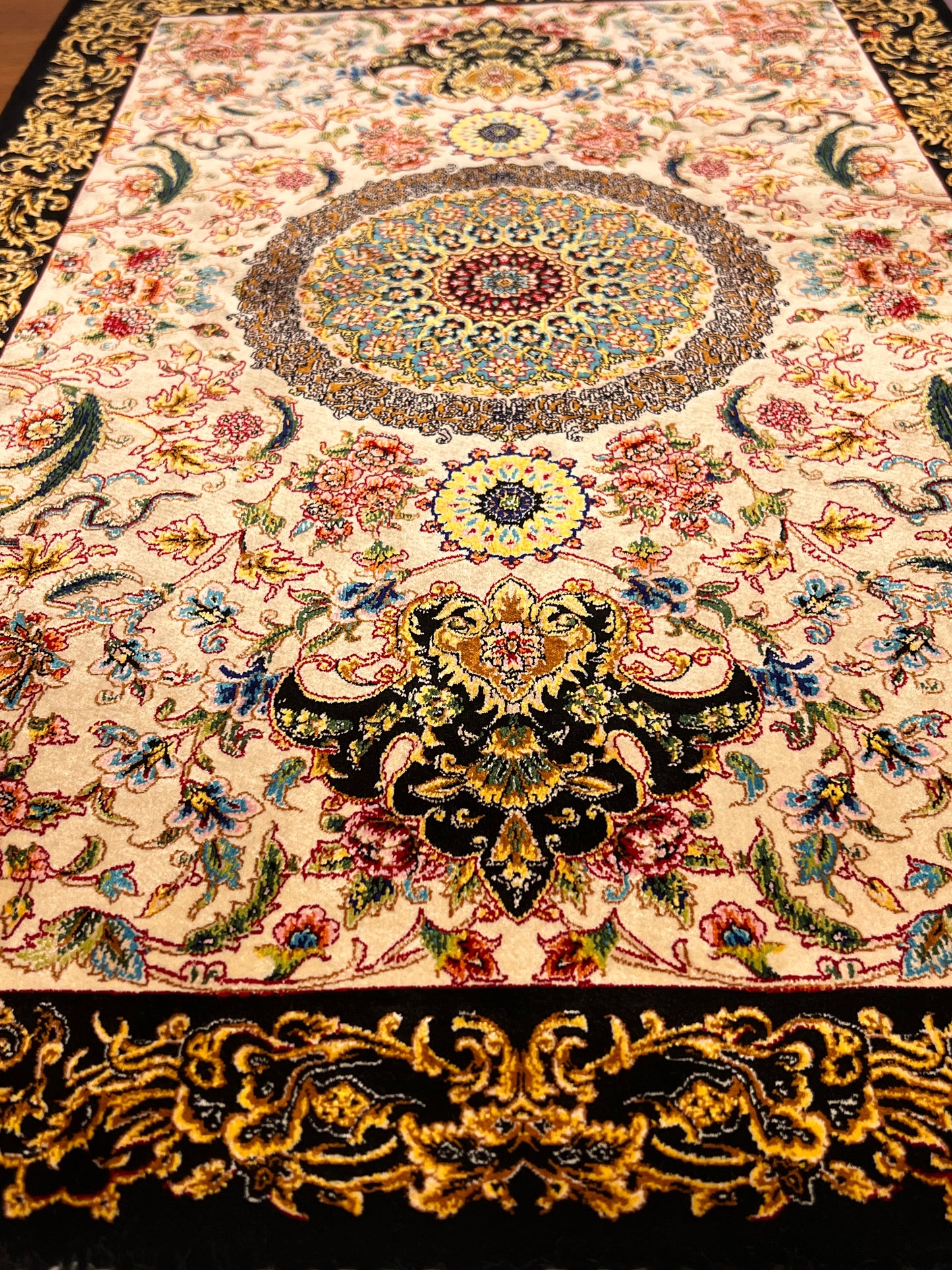 23” × 35” Luxury Turkish Silk Rug – Ivory & Black Floral Medallion Design, Elegant Small Accent Rug