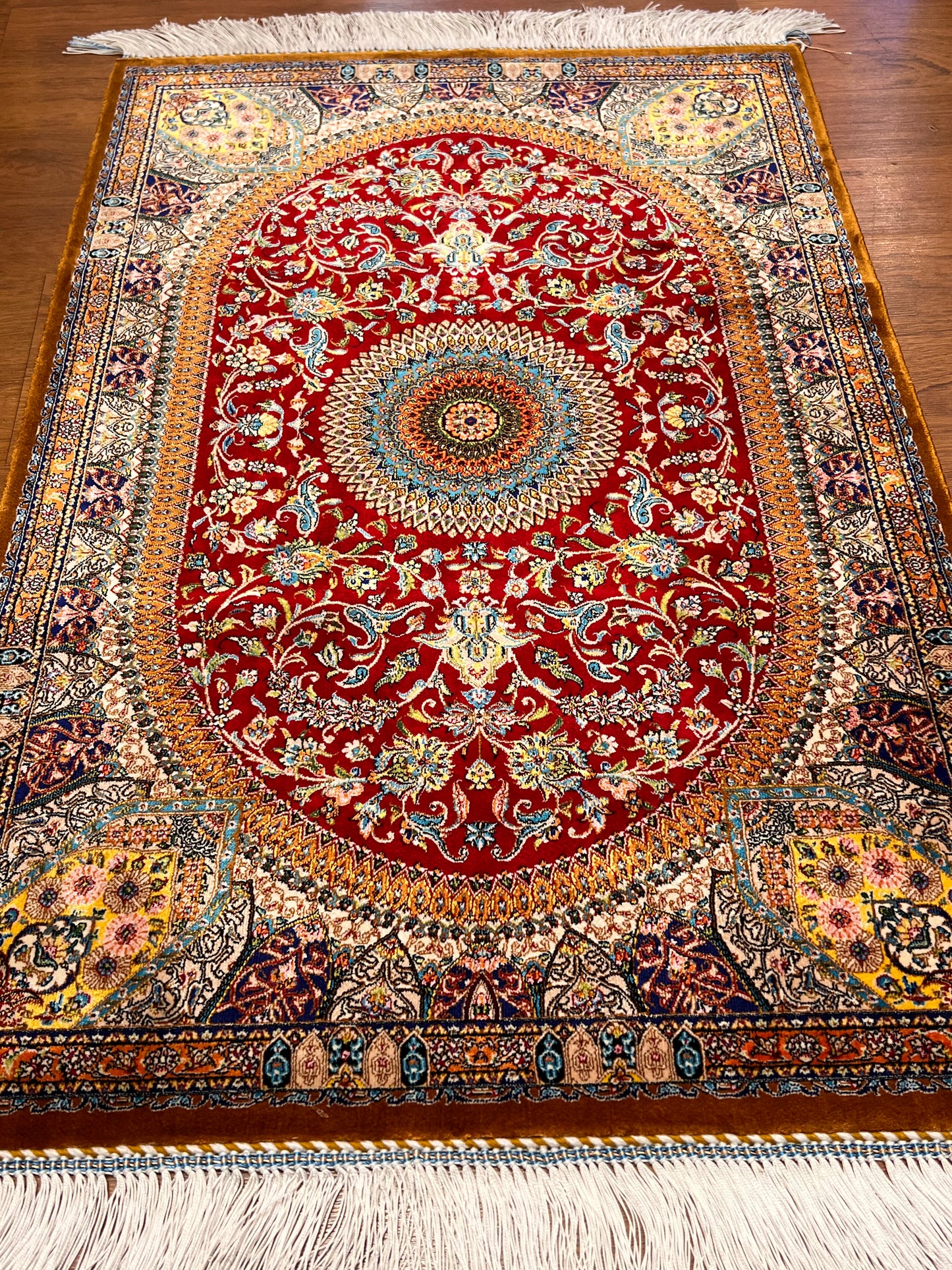 23” × 35” Luxury Turkish Bamboo Silk Rug – Ruby Red & Gold Floral Medallion, Elegant Small Accent Rug