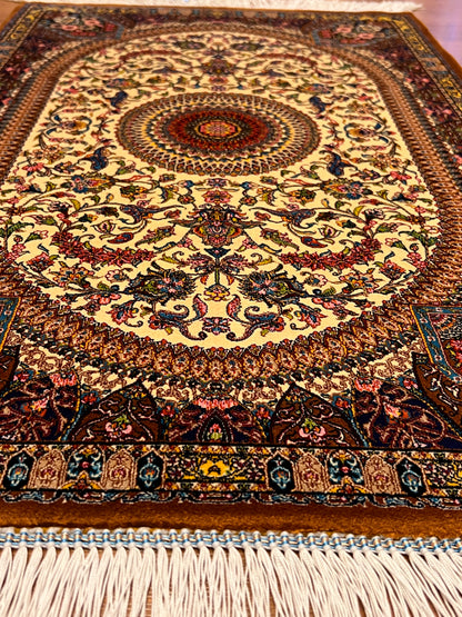 23” × 35” Luxury Turkish Bamboo Silk Rug – Ivory & Antique Gold Floral Starburst Medallion Accent Rug