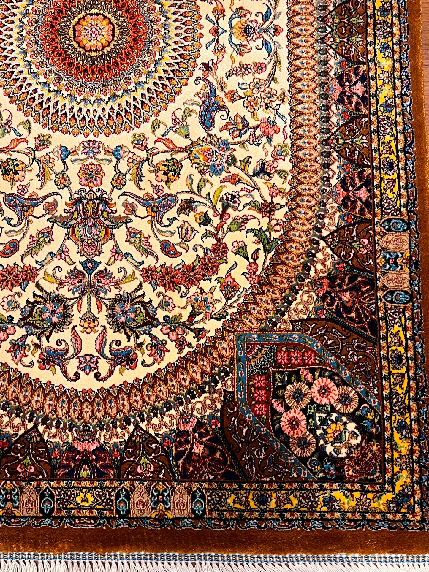 23” × 35” Luxury Turkish Bamboo Silk Rug – Ivory & Antique Gold Floral Starburst Medallion Accent Rug