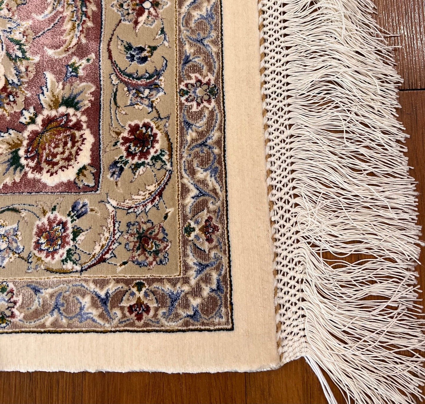 Luxury Turkish Bamboo Silk Area Rug 6.5x9.8 ft, Cream Floral Oriental Hereke Style Rug