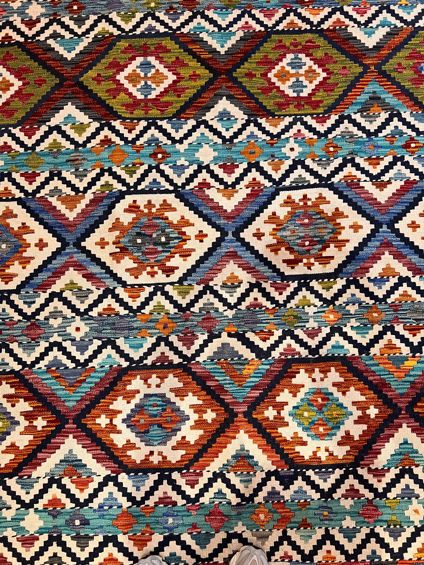 Handmade Natural Dye Kilim Rug – 8’ x 6’