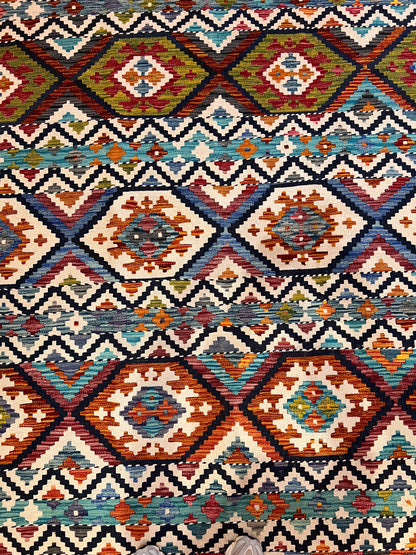 Handmade Natural Dye Kilim Rug – 8’ x 6’