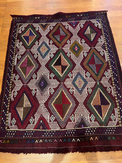 Vintage Turkish Embroidered Kilim Rug – 5’2” × 4’1” – Approx. 50 Years Old – Handcrafted Anatolian Wool Kilim