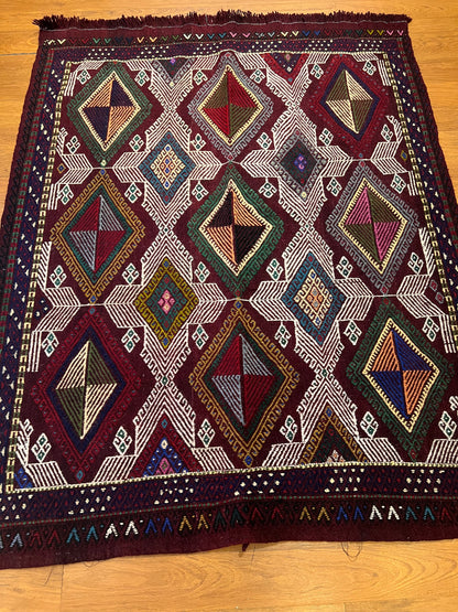 Vintage Turkish Embroidered Kilim Rug – 5’2” × 4’1” – Approx. 50 Years Old – Handcrafted Anatolian Wool Kilim
