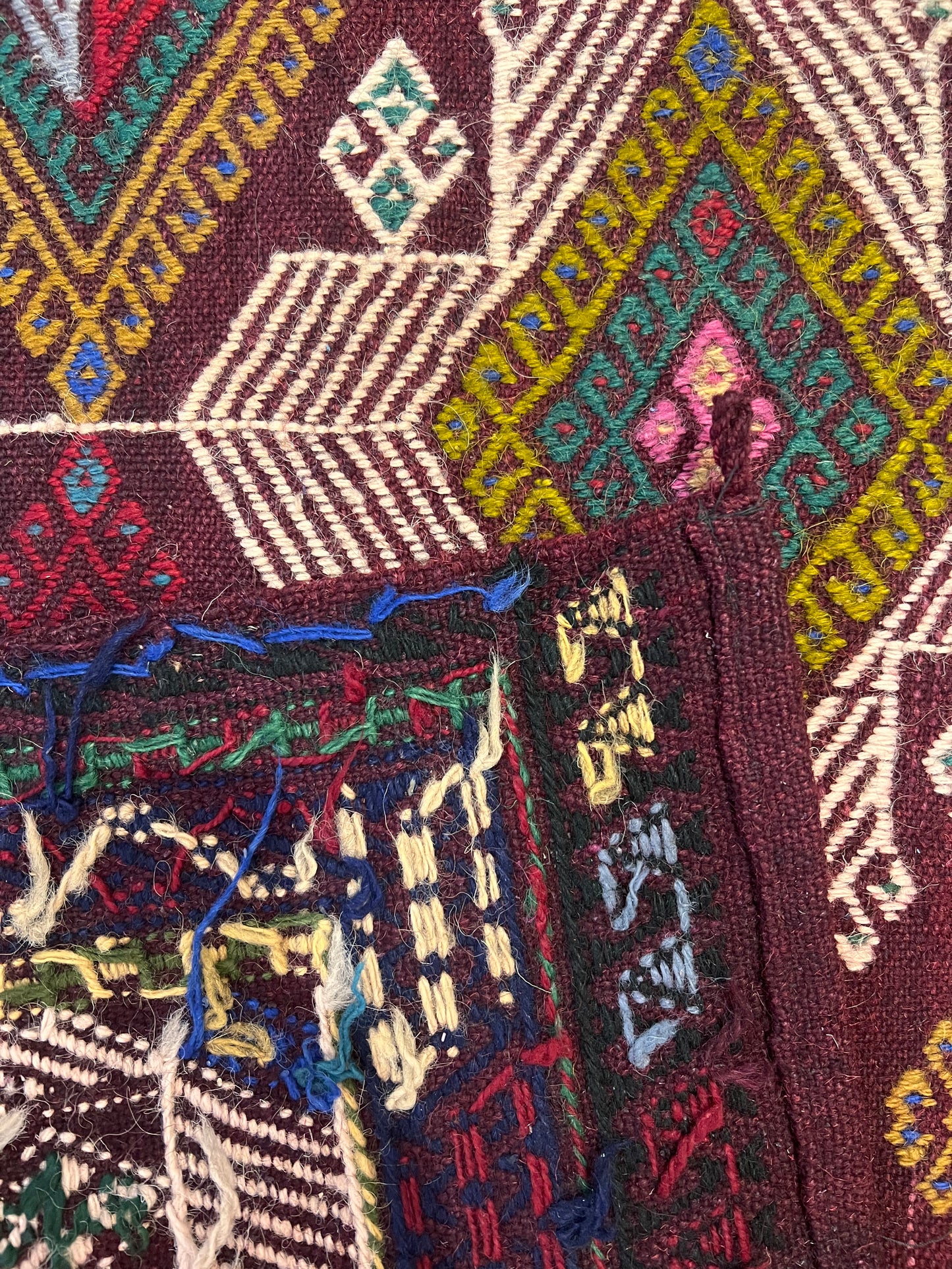 Vintage Turkish Embroidered Kilim Rug – 5’2” × 4’1” – Approx. 50 Years Old – Handcrafted Anatolian Wool Kilim