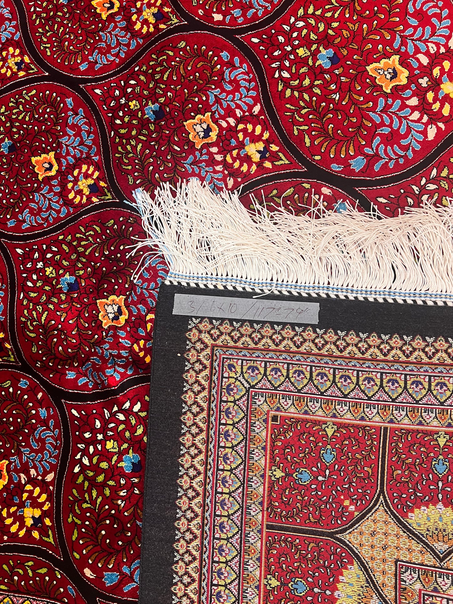 Bamboo Silk Area Rug – Elegant Dome Medallion Design – 6’ x 10’